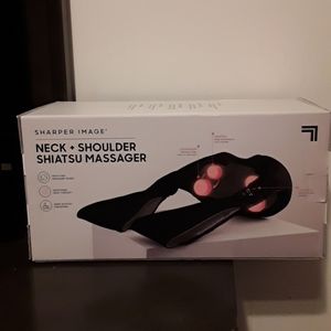 Neck and shoulder shiatsu massager